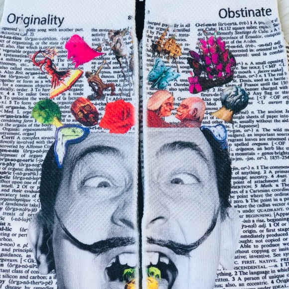 Salvador Dali ARTNWORDZ wearable Art socks - Picture 2 of 8